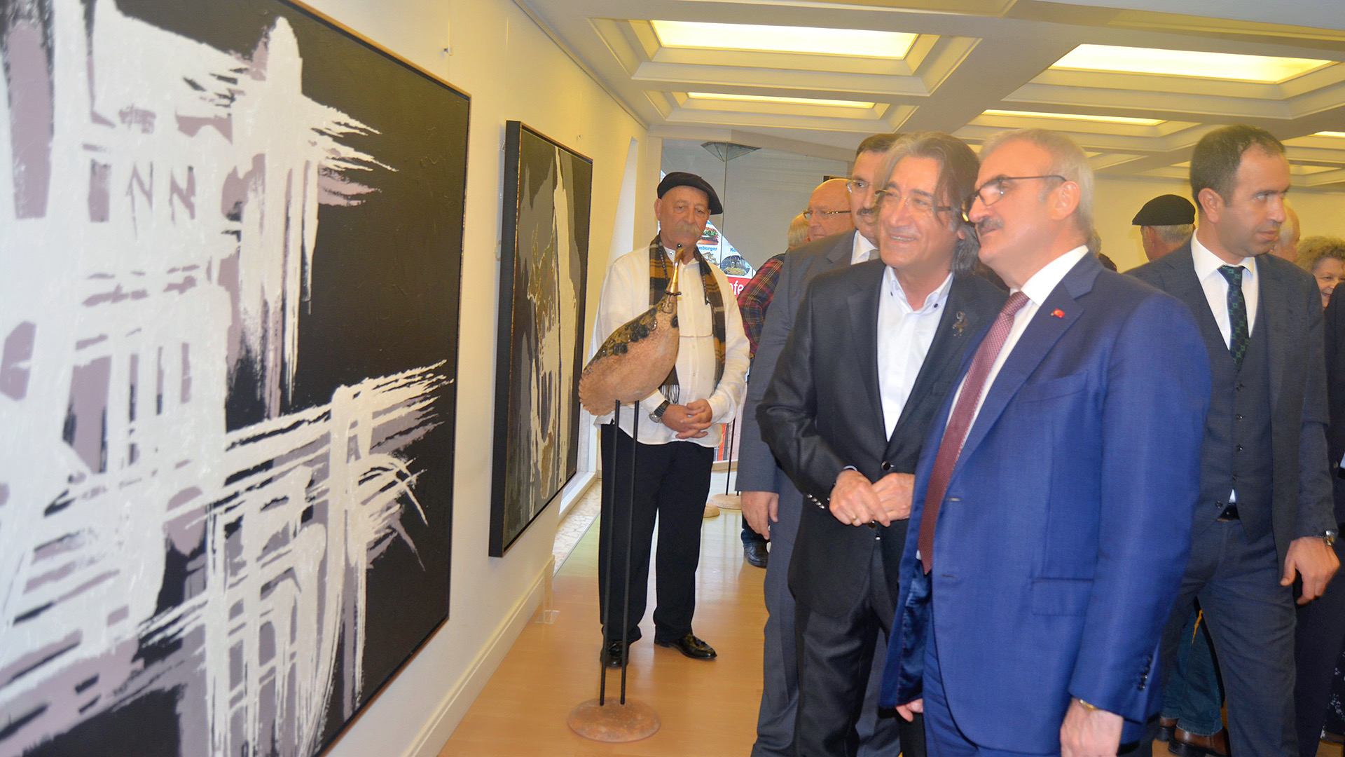 #137 | “İZ” Resim & Seramik Sergisi