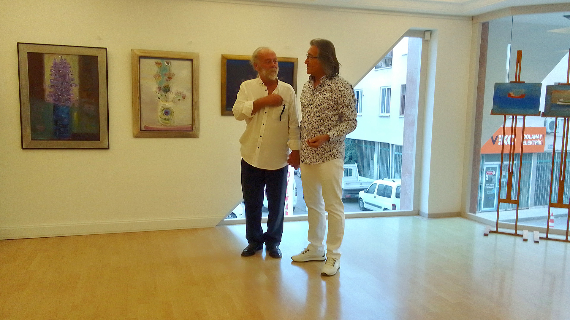 #156 | 1 Sanatçı, 2 Galeri Resim Sergisi